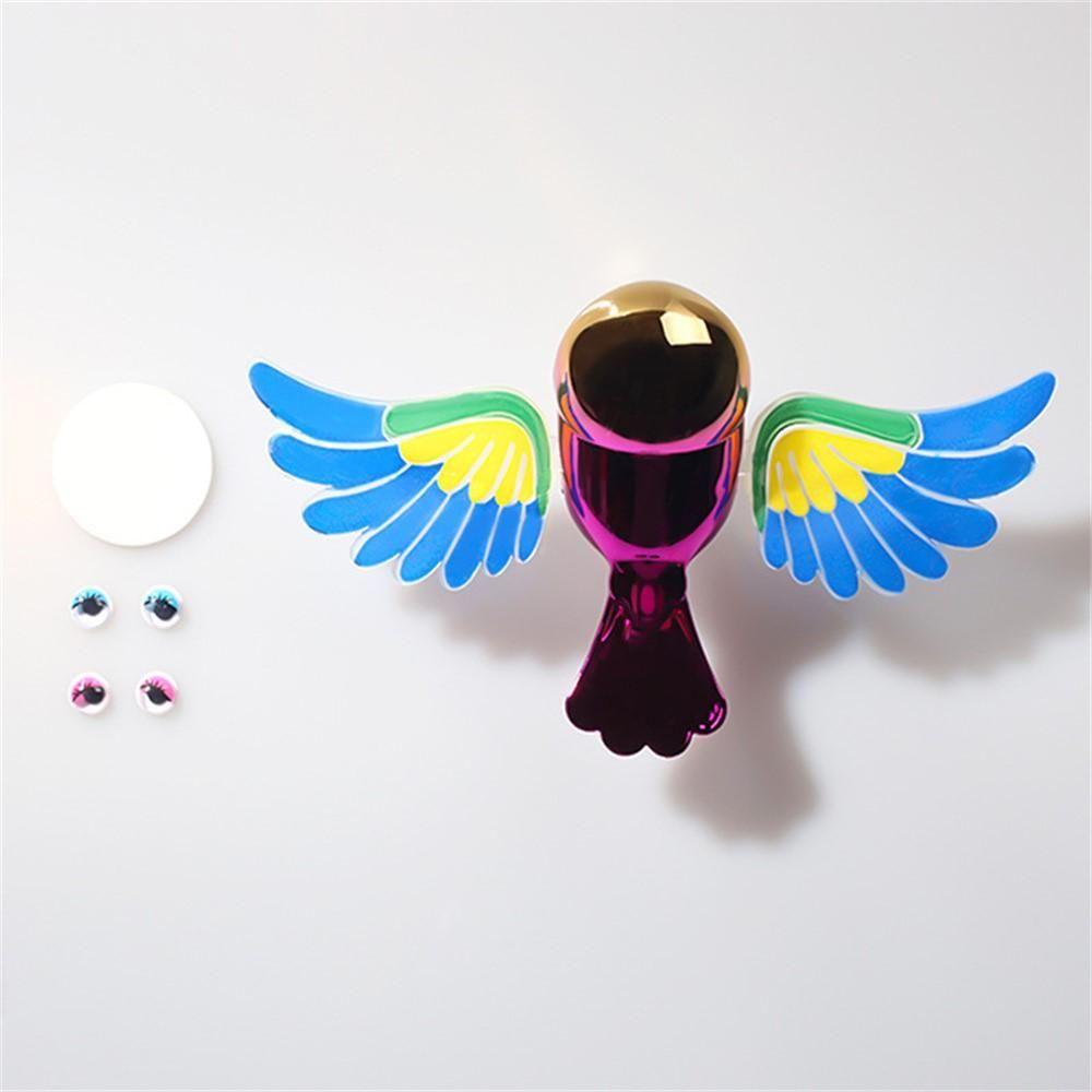 Wind-Powered Flapping Bird – Car Dashboard Decoration